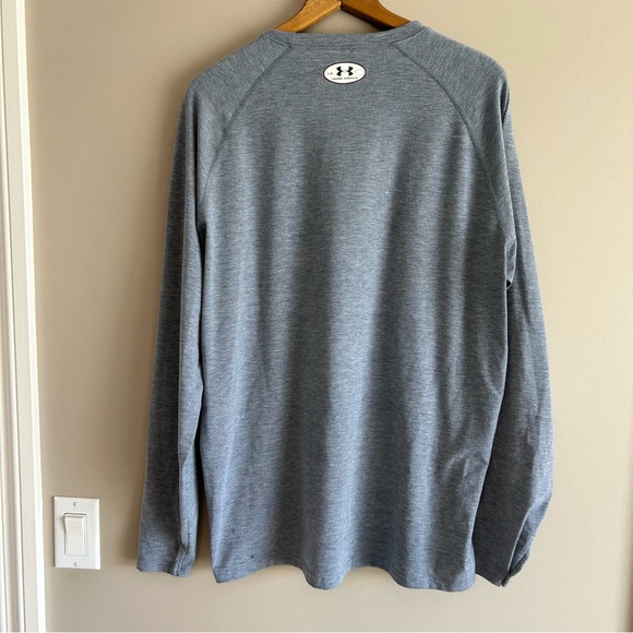 Long Sleeve Under Armour Shirt - Heat Gear - Men’s LARGE - Picture 5 of 15